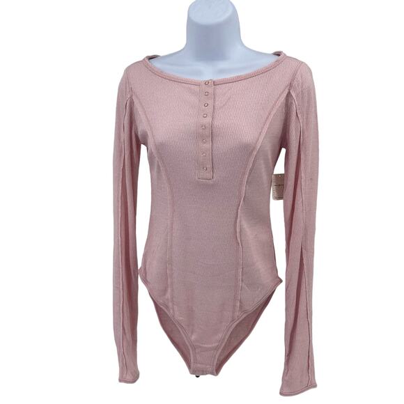 Free People Intimately Sloane Bodysuit Pink Nectar Knit WMN XS Henley Snap Scoop - Picture 2 of 13